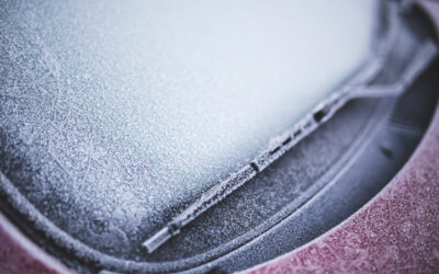 How to Clean Your Windshield in Winter for Clear Visibility and Safe Driving